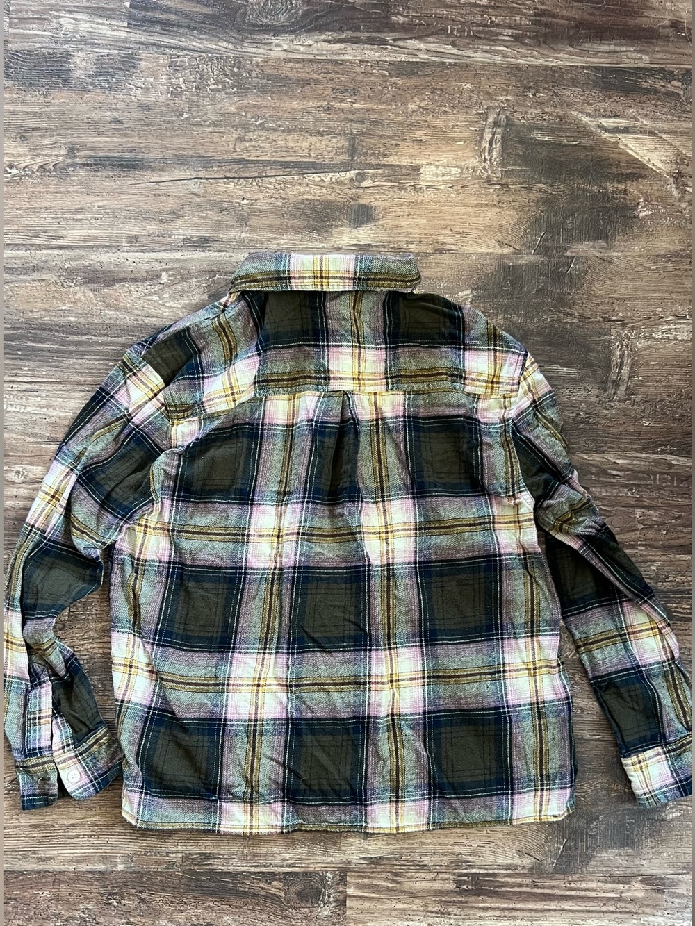 Old Navy Women's Olive Green Plaid Button-Down Shirt